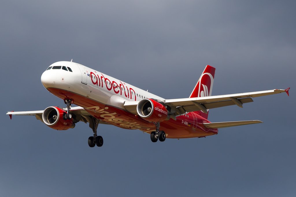 Air Berlin / D-ABNL / Airbus A320-214