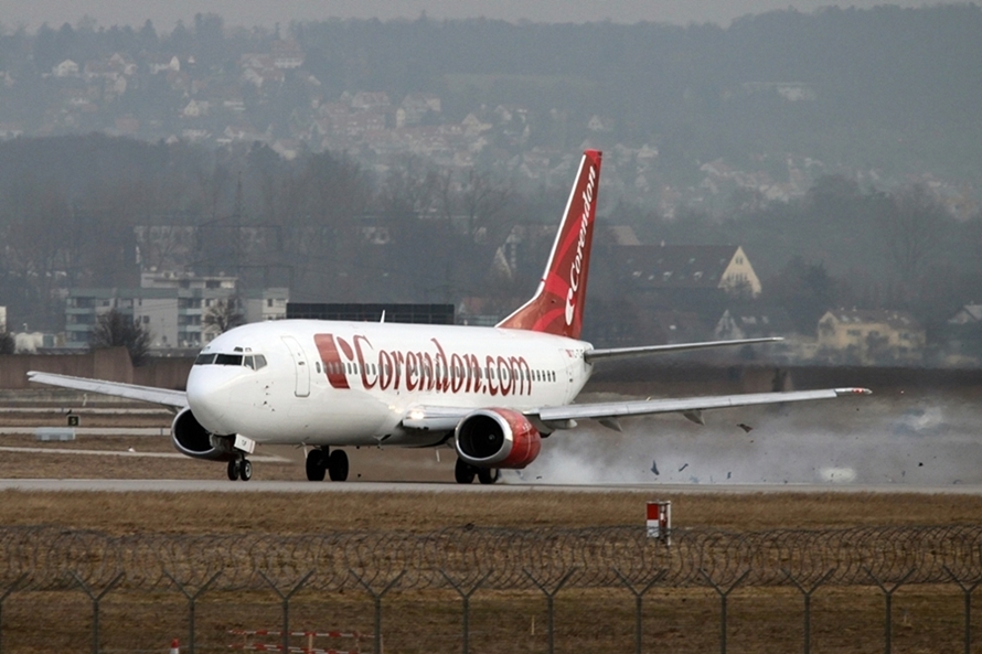 Corendon Air Boeing 737-4Y0