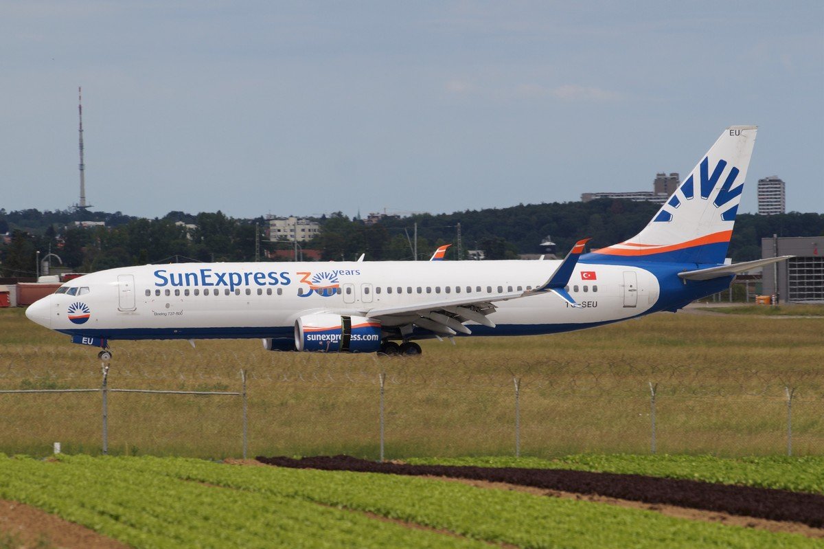 TC-SEU      737-8HC       SunExpress