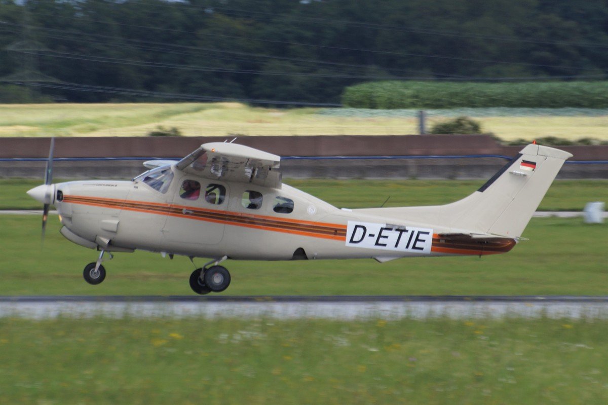 D-ETIE       Cessna P210N