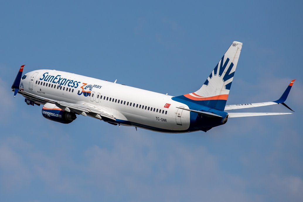 SunExpress / TC-SNR / Boeing 737-8HC