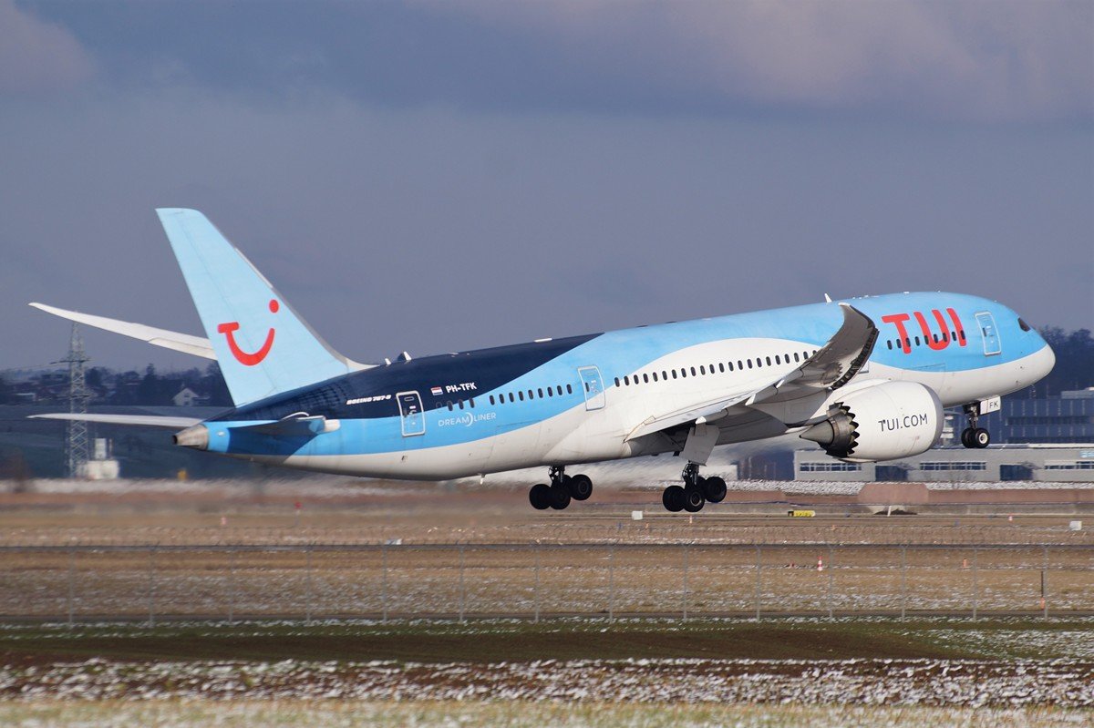 PH-TFK     787-8     TUI Airlines Netherlands