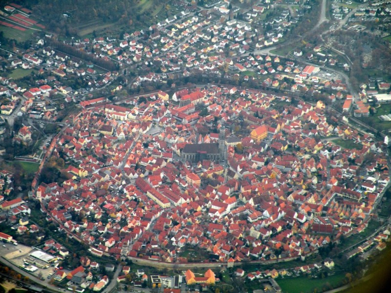 Der Wendepunkt unserer Flugreise war die Stadt Nördlingen