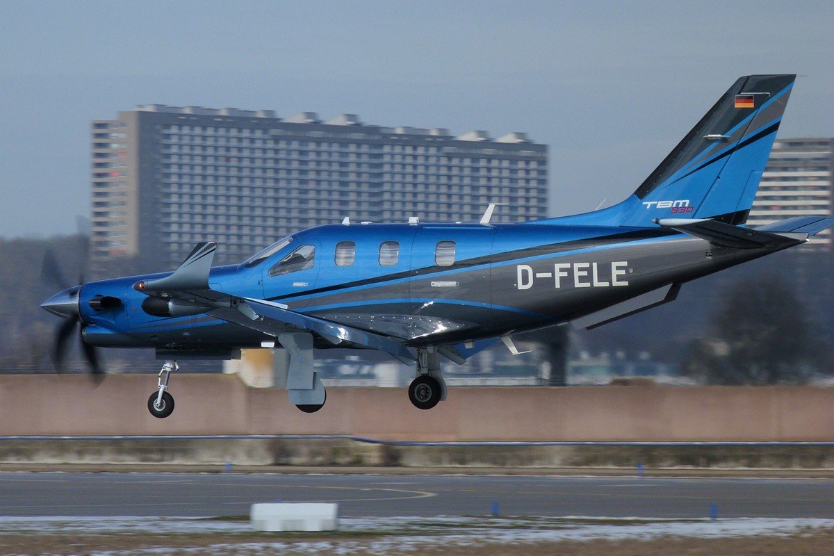 D-FELE   SOCATA TBM-930