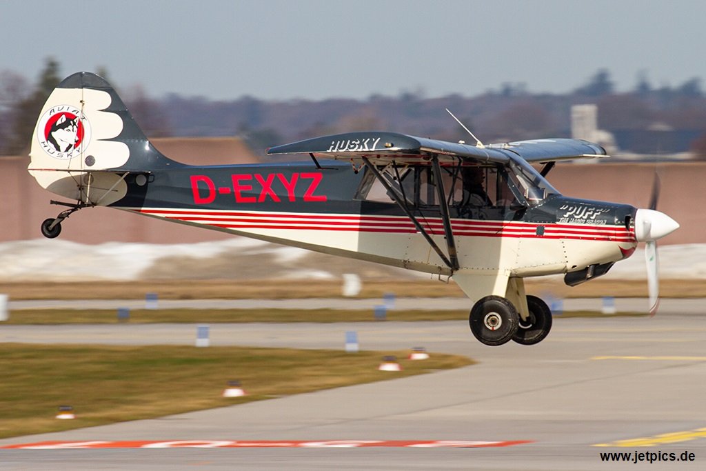 D-EXYZ200221.jpg