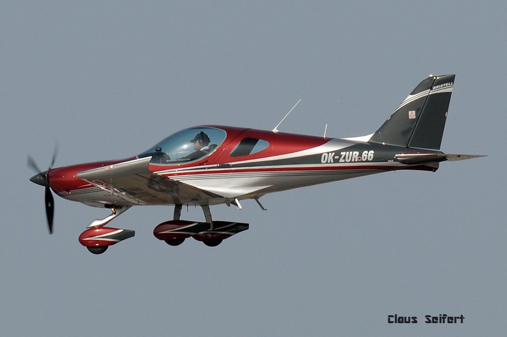 OK-ZUR 66 .jpg
