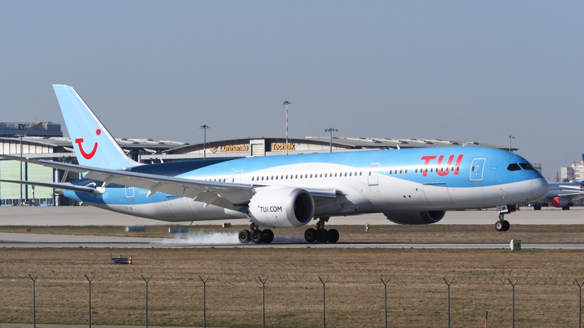20210302_STR__Boeing789_Dreamliner_TUI_G-TUIM.jpg