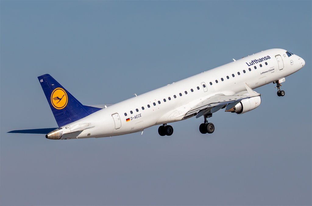 Lufthansa CityLine / D-AECE / Embraer 190-100LR