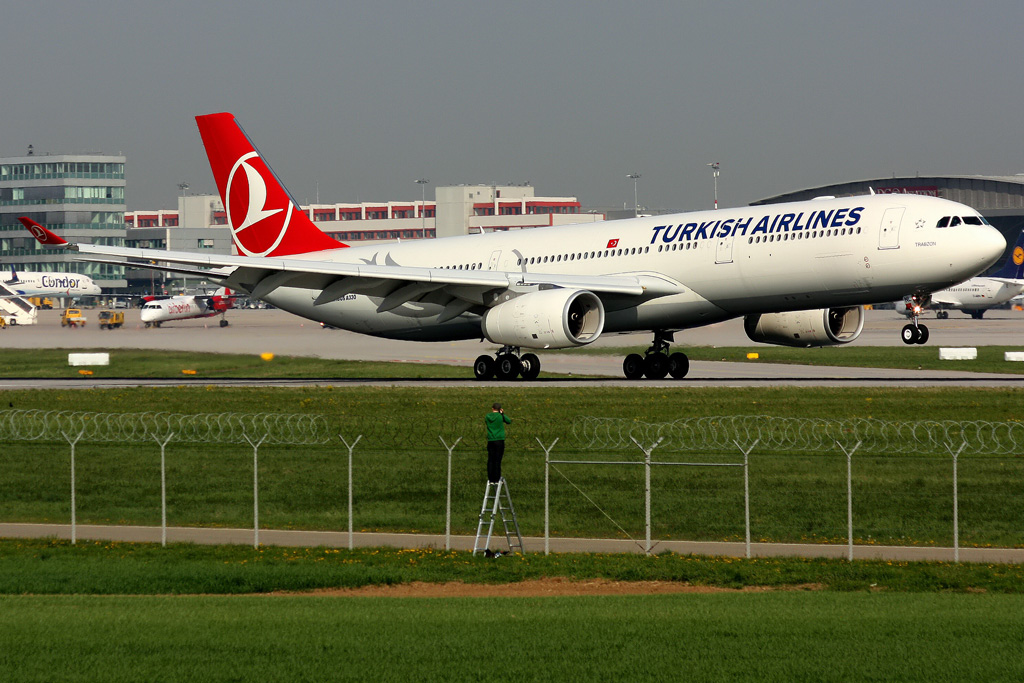 TC-JNL, Turkish Airlines, Airbus A330-343E
