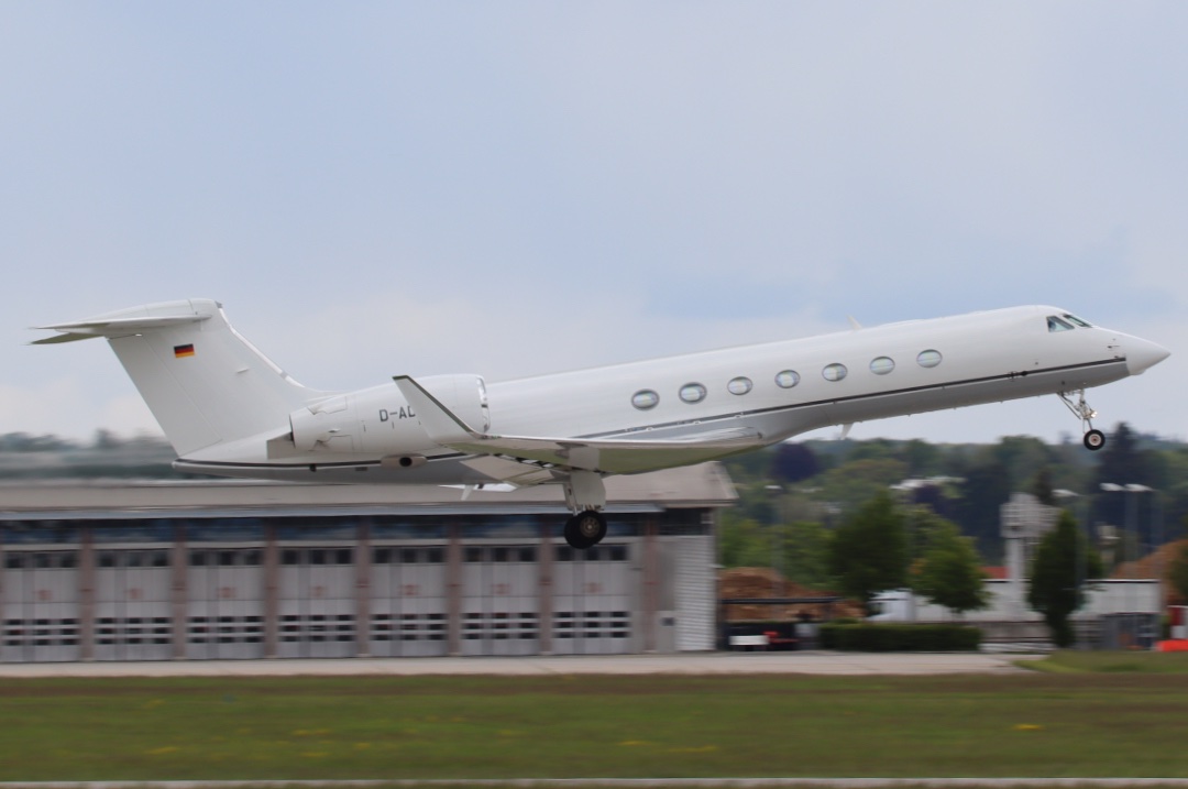 Gulfstream G550 DC Aviation D-ADCL