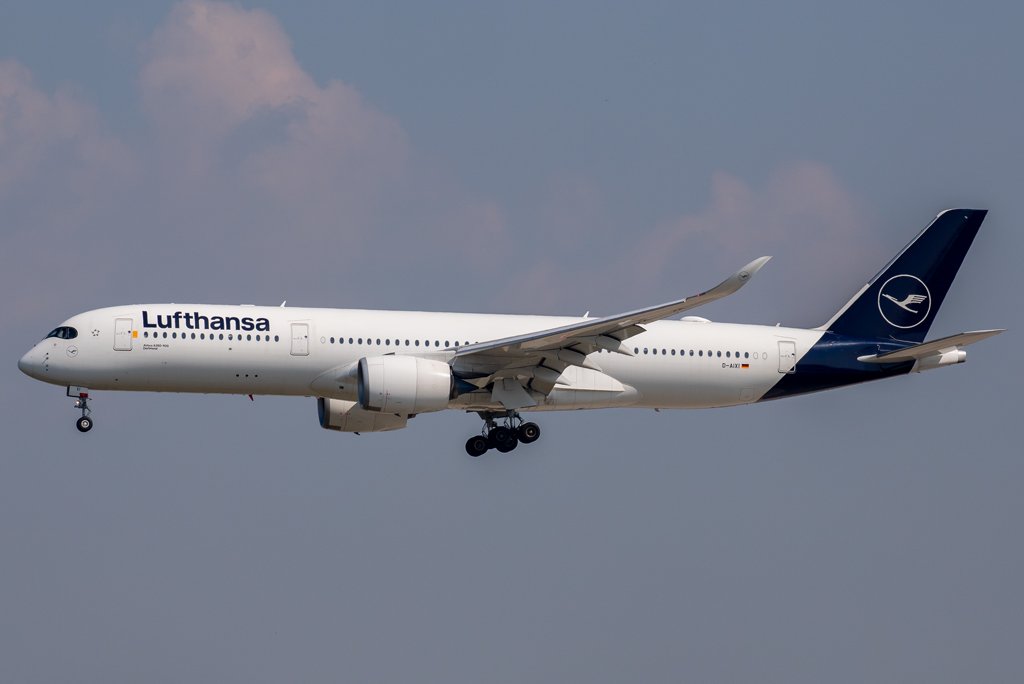 Lufthansa / D-AIXI / Airbus A350-941