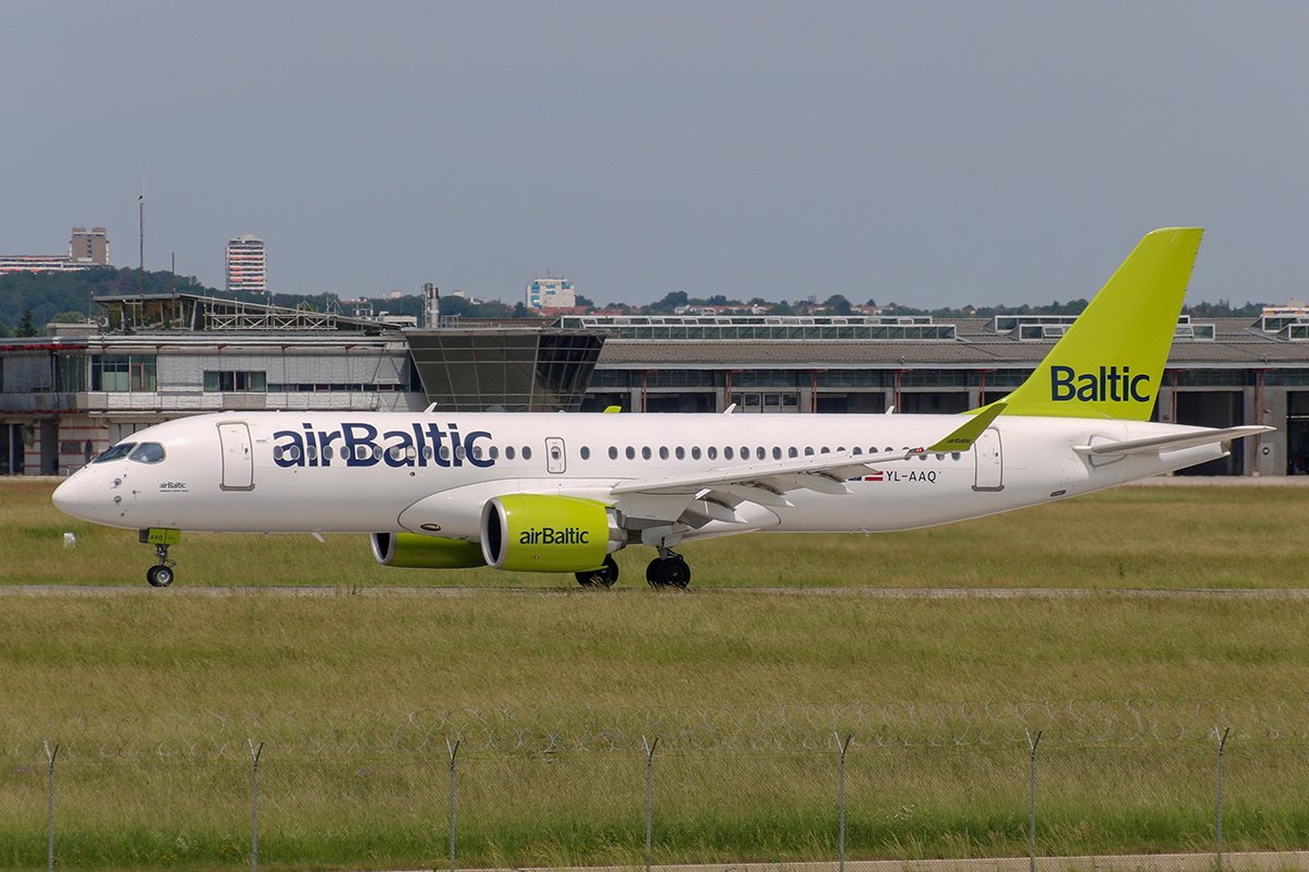 Air Baltic A220-300 YL-AAQ