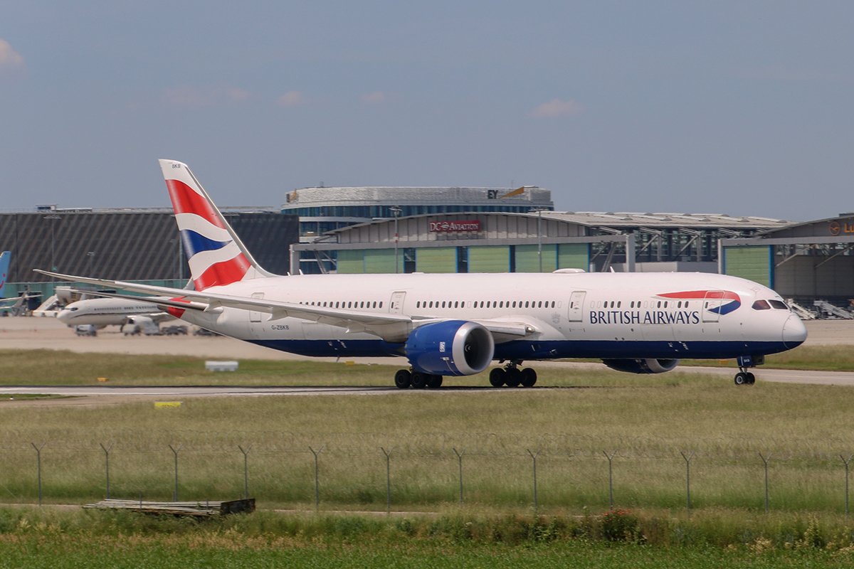 British Airways 787-9 G-ZBKB