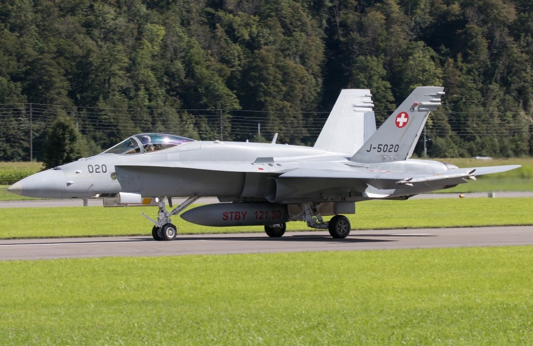 J-5020 F-18C