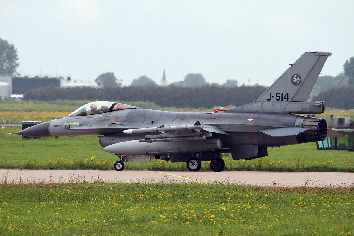 Netherlands Air Force General Dynamics F-16AM Fighting Falcon J-514