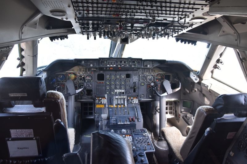 Cockpit der B747-200