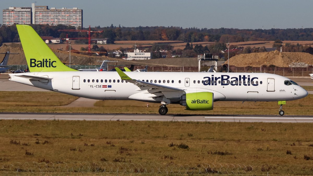 airBaltic | Airbus A220-300 (CSeries CS300) | YL-CSE