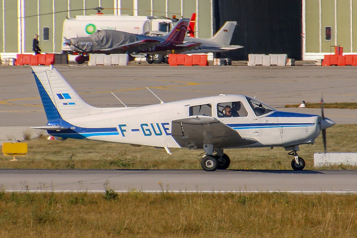 Private PA-28 F-GUET