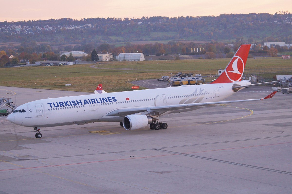 TC-JOE    A330-303      Turkish Airlines
