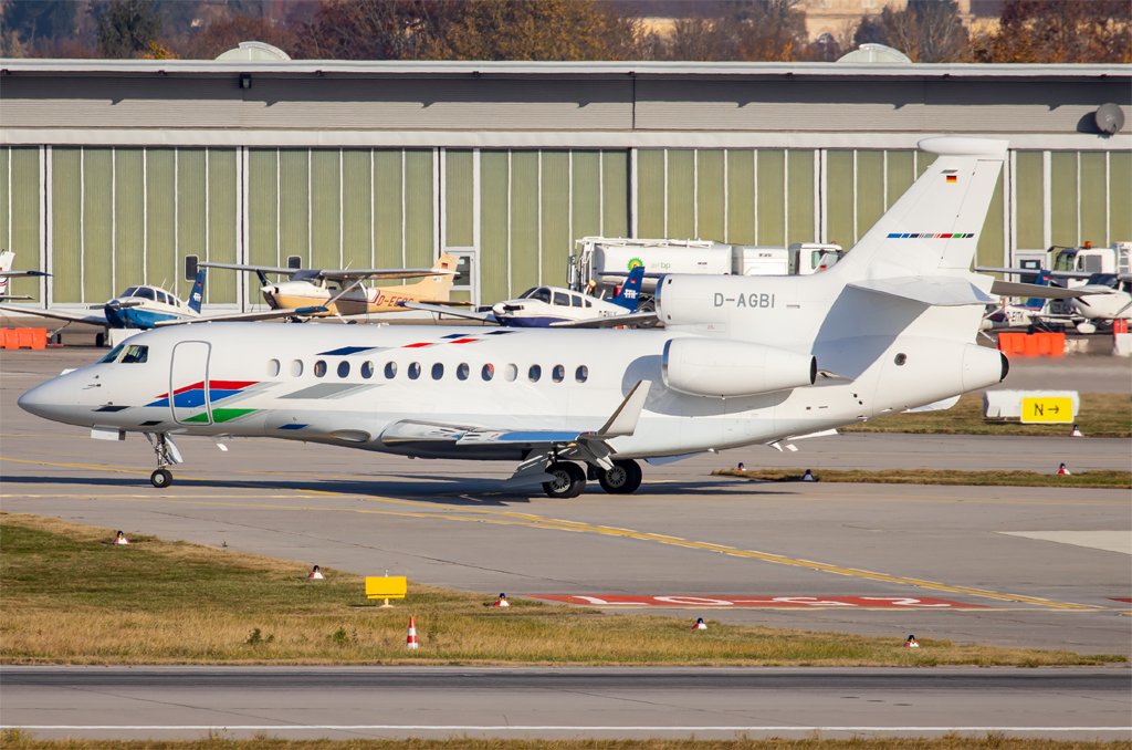 VW Air Services / D-AGBI / Dassault Falcon 7X