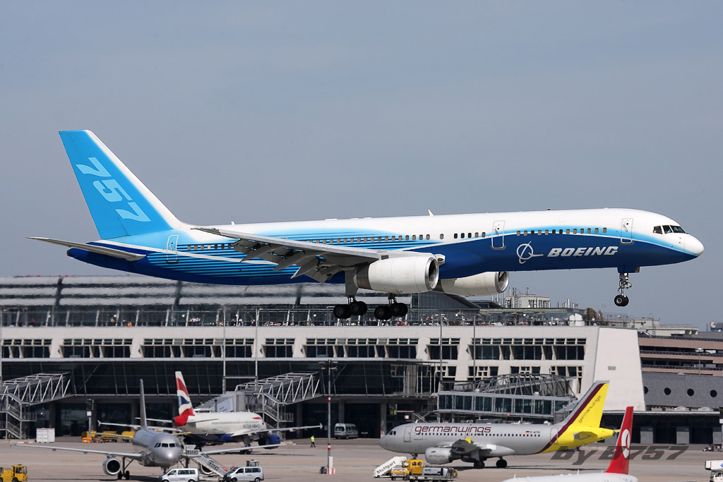 B757_dreamliner_new.jpg