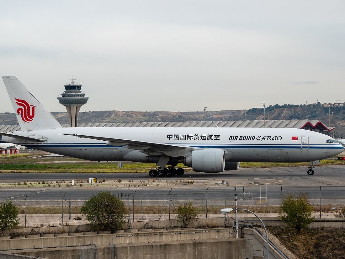 _SBB8312 B-2092 Air China Cargo Boeing 777-FFT.jpg