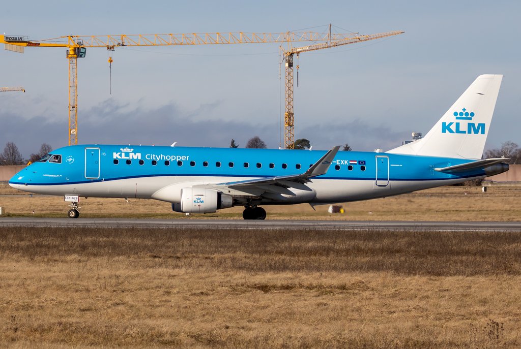 KLM Cityhopper / PH-EXK / Embraer 170-200STD