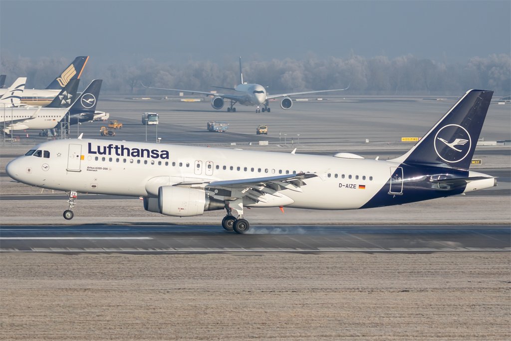 Lufthansa / D-AIZE / Airbus A320-214