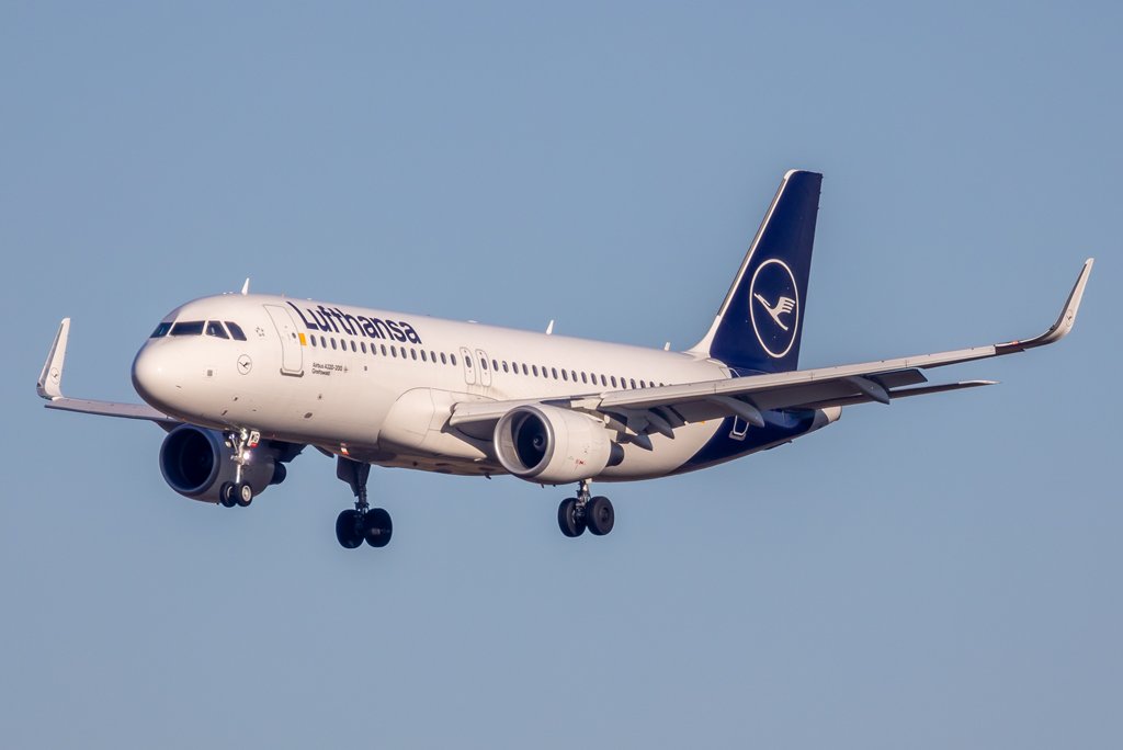 Lufthansa / D-AIWG / Airbus A320-214