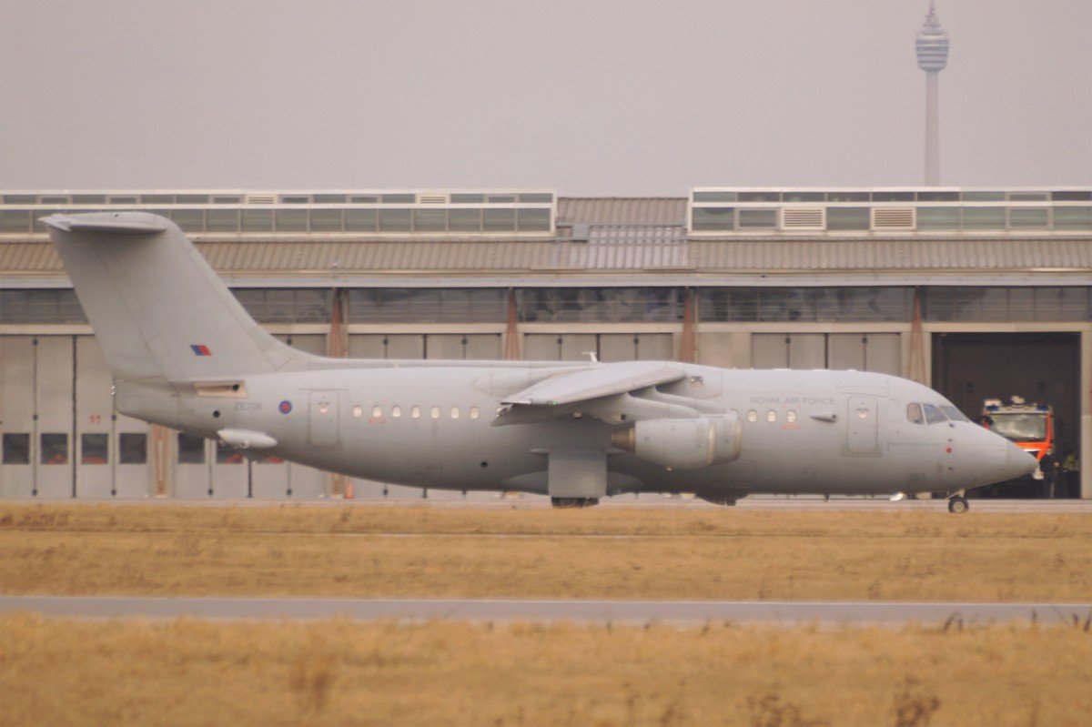 ZE708.       BAe.  146-200QC.     Royal Air Force
