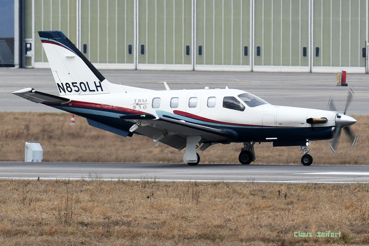 N850LH .jpg