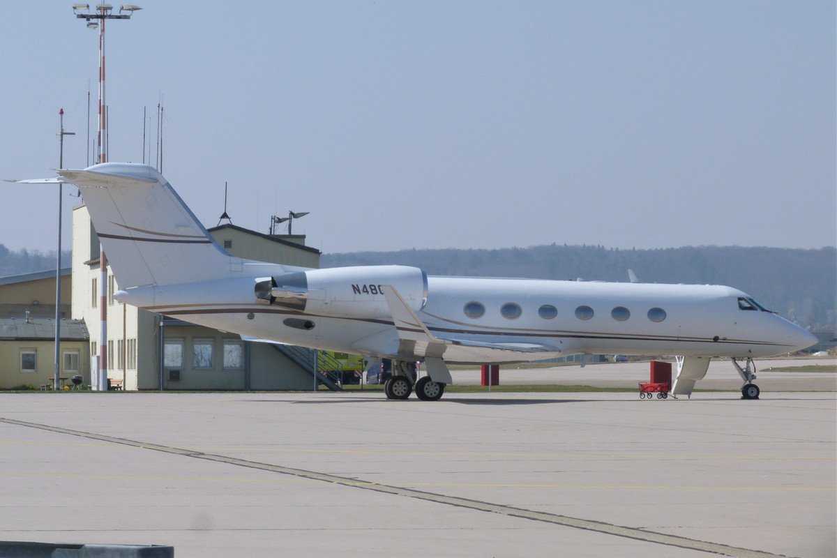 N48GL.    Gulfstream G-IV.   Phoenix Air