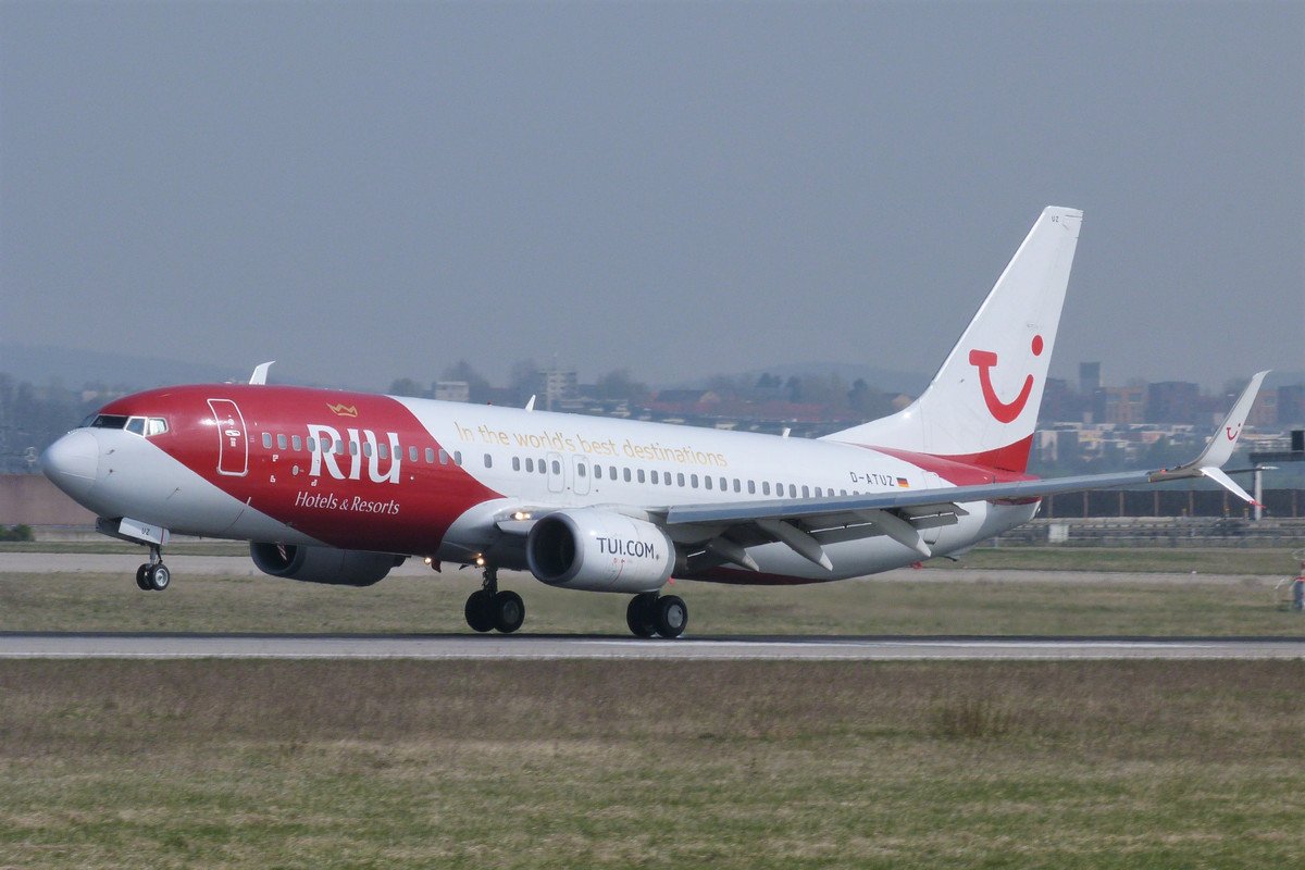 D-ATUZ. 737-8K5(WL) TUIfly