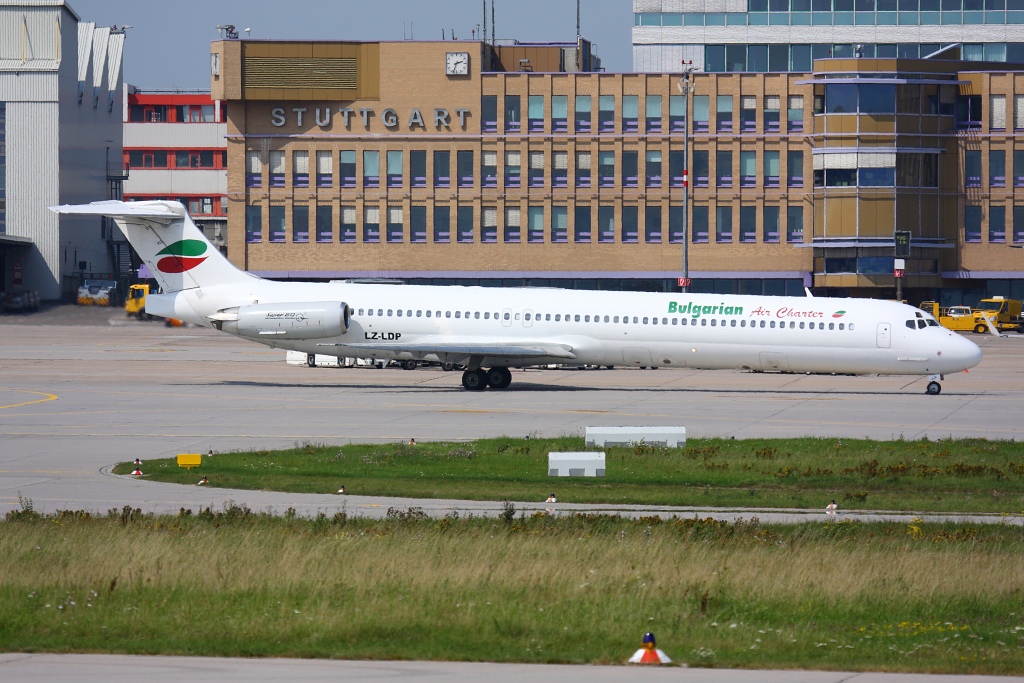 LZ-LPD_Bulgarian Air Charter McDonnell Douglas MD-82_STR_110825__9564.JPG