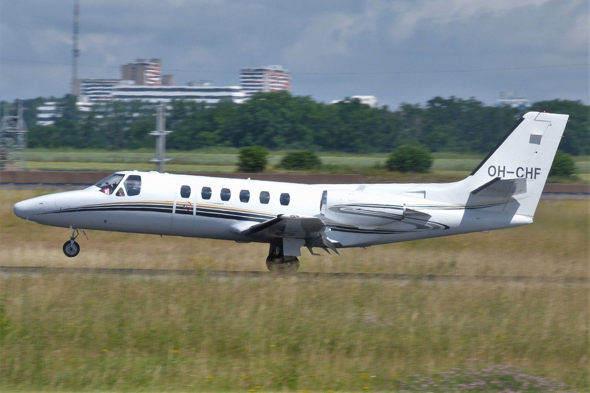 OH-CHF.     Cessna 550 Citation II