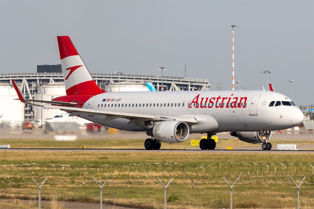 Austrian Airlines / OE-LZF / Airbus A320-214