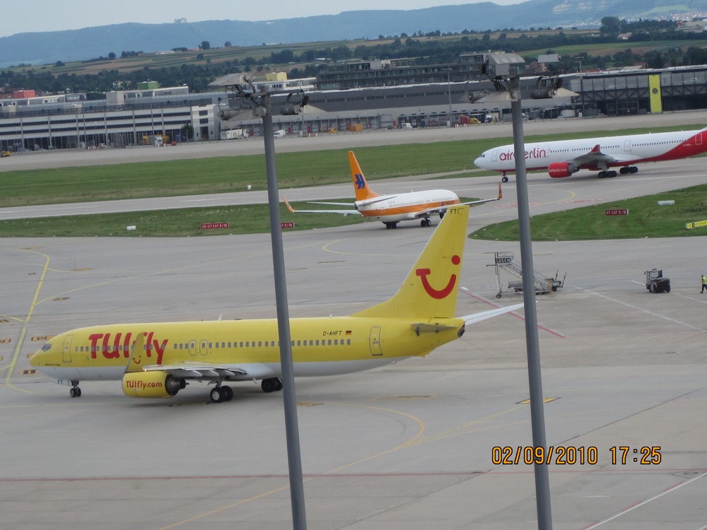 Billigflieger auf einem Haufen