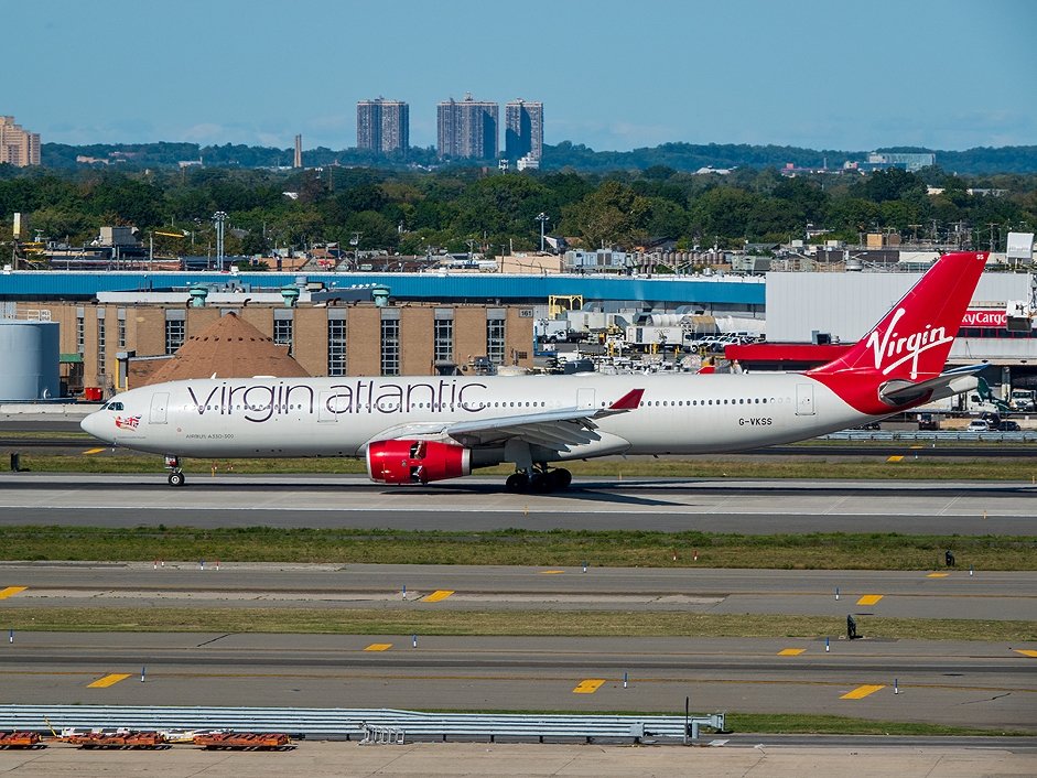 G-VKSS Virgin Atlantic Airways Airbus A330-343.jpg