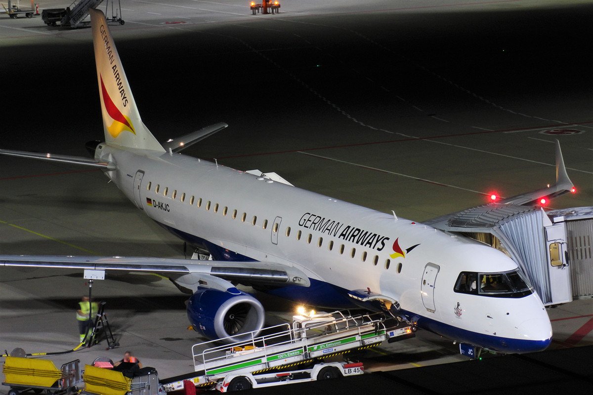 D-AKJC   Embraer ERJ-190SR  German Airways