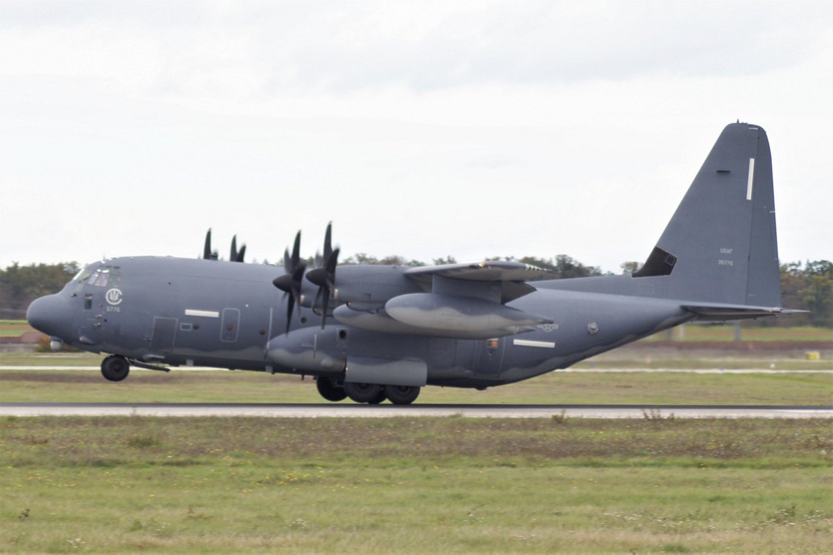 13-5776    MC-130J      USAF