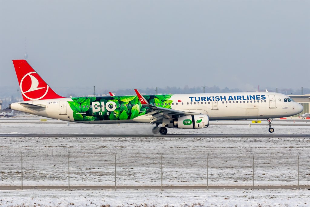 Turkish Airlines / TC-JSU / 	Airbus A321-231