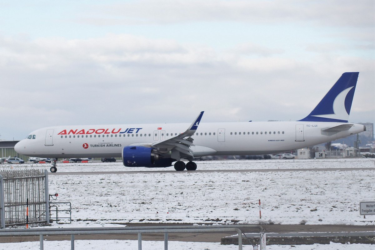 TC-LUI        A321-271NX      Anadolu Jet