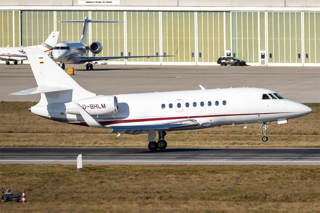 DC Aviation / D-BHLM / 	Dassault Falcon 2000S