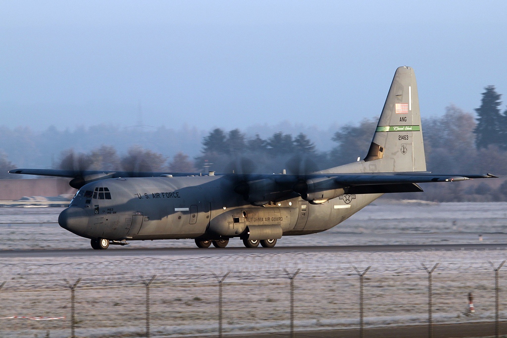 USA - Air Force Lockheed C-130H Hercules 02-1463