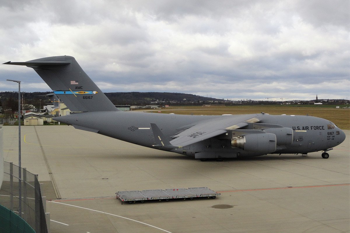 06-6167.      C-17A.       USAF