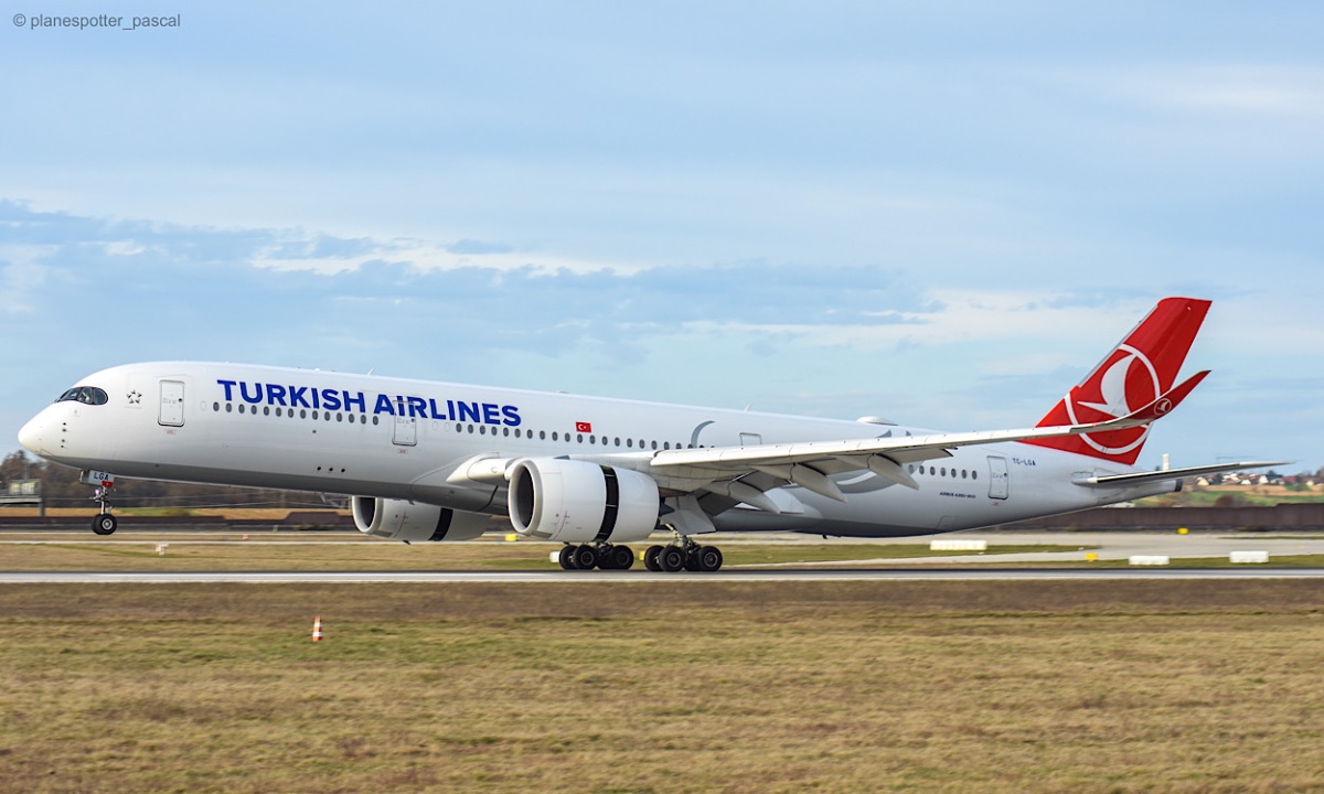 TC-LGA / Turkish Airlines / Airbus A350-941
