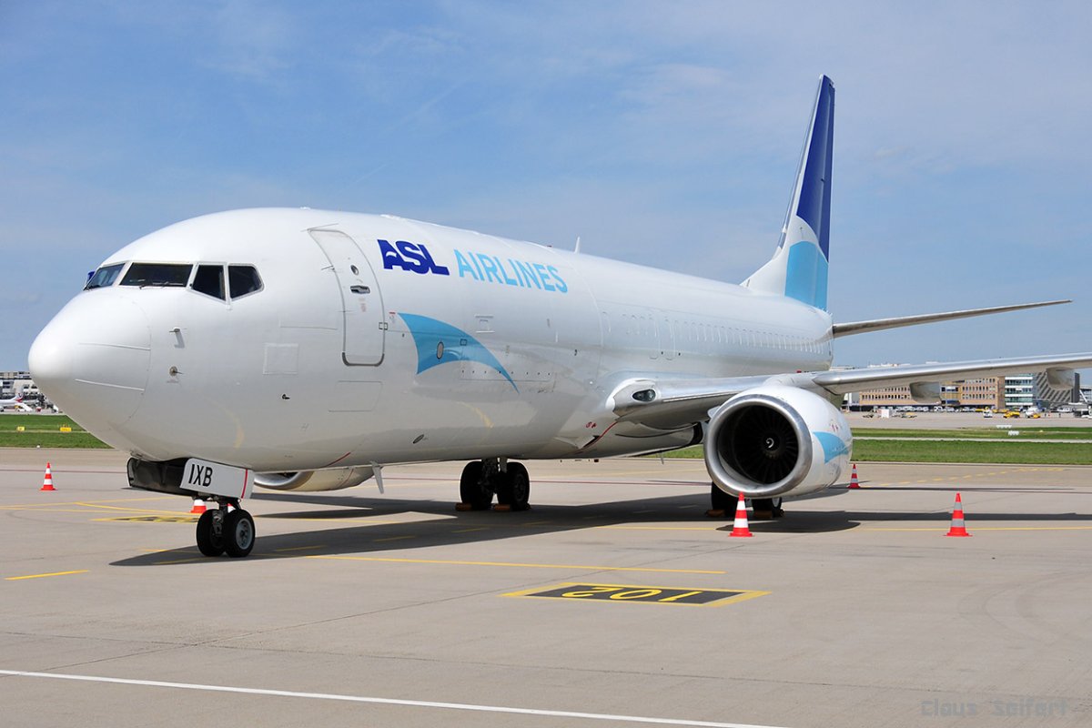 OE-IXB.jpg