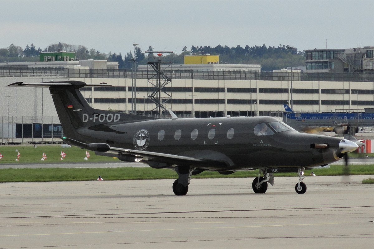 D-FOOD PC-12/47E Air Augsburg