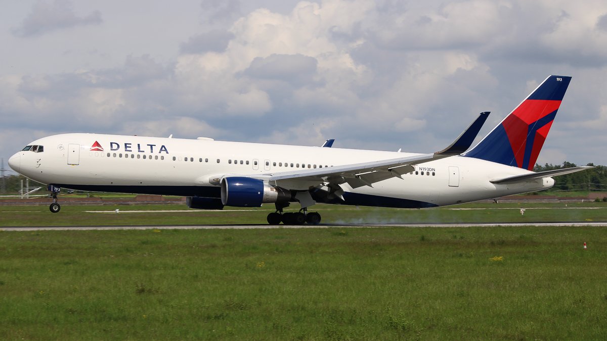 N193DN(3).JPG