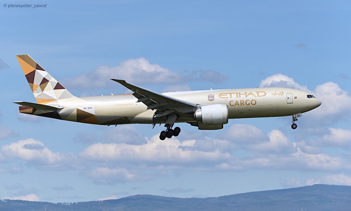 A6-DDE / Etihad Cargo / B777F